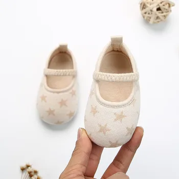 De Vânzare La Cald Baby Girl Pentru Copii Pantofi Fată Nou-Născut Băiat Talpă Moale Polka Dot Imprimare Pantofi De Copil În Vârstă De Un An Copilul Nou-Născut Pantofi