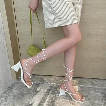 Termainoov Femei Sandale Tocuri Slip-on Triunghi Toc Glezna Curea de Moda Noua cu Toc Gladiator Deget de la picior Pătrat de Vară Sandalias