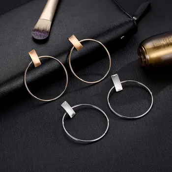 Coreea Style De Metal Rotund Cercei Stud În Formă De Femei Geometrice Ureche Moda Bijuterii Accesorii